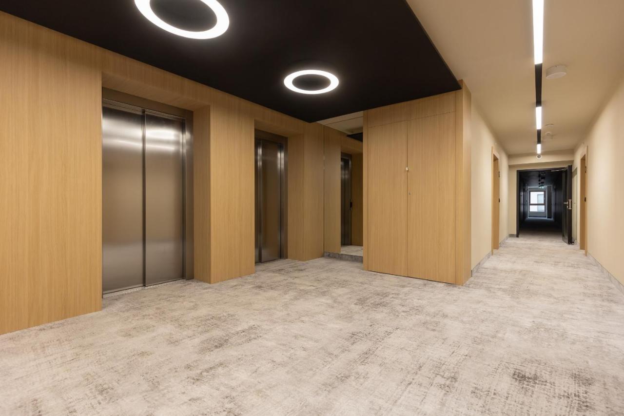 Aparthotel Mokotow Business Center By Noclegi Renters Varşovia Exterior foto