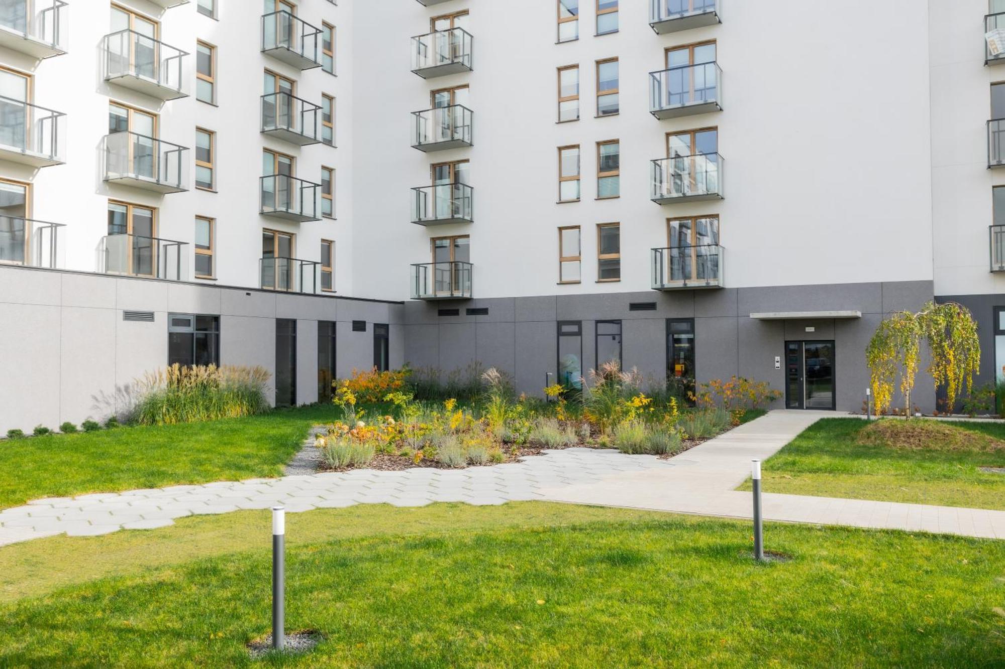 Aparthotel Mokotow Business Center By Noclegi Renters Varşovia Exterior foto