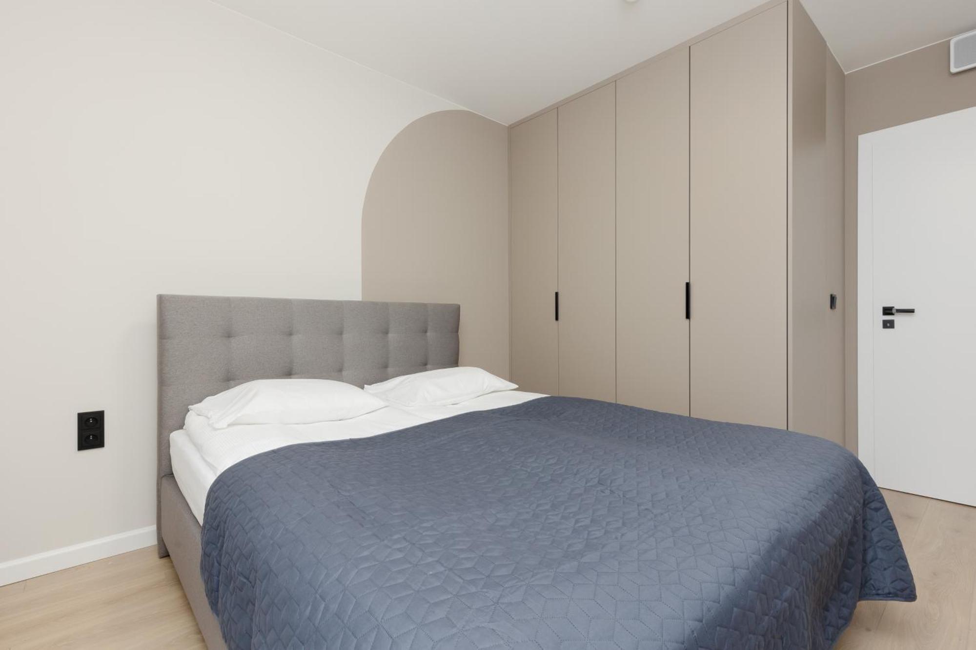 Aparthotel Mokotow Business Center By Noclegi Renters Varşovia Exterior foto