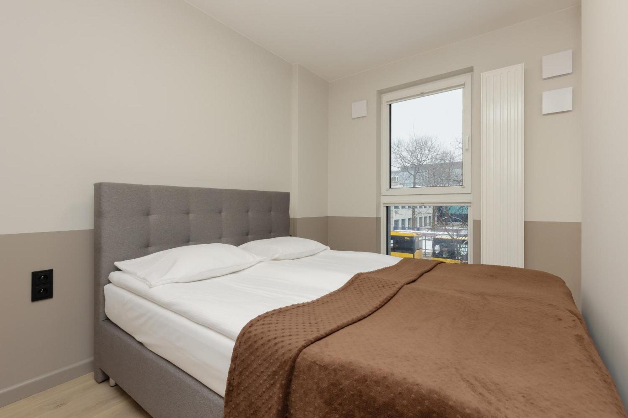 Aparthotel Mokotow Business Center By Noclegi Renters Varşovia Exterior foto